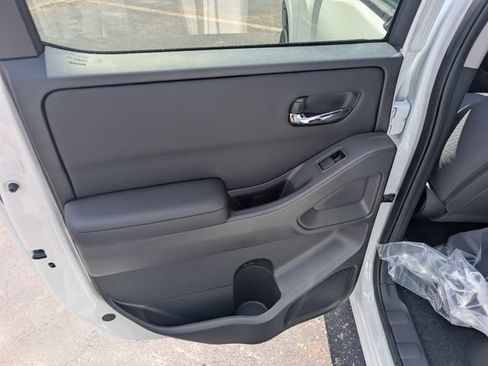 New 2026 Nissan Frontier SV w/ All-Weather Content Package AWD/4WD image 13