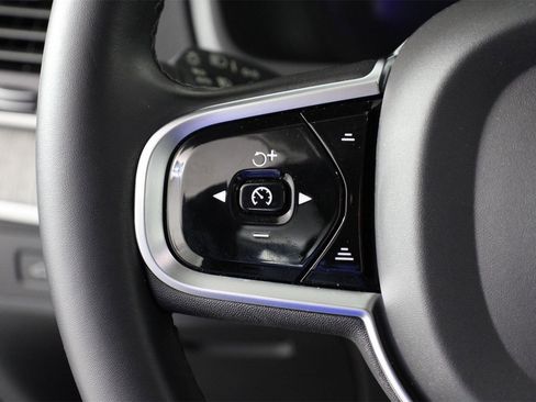 Certified 2023 Volvo XC90 T8 Ultimate w/ Lounge Package image 10