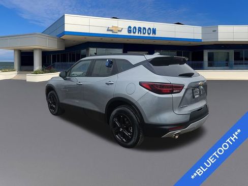 Used 2023 Chevrolet Blazer LT w/ Convenience Package FWD image 3