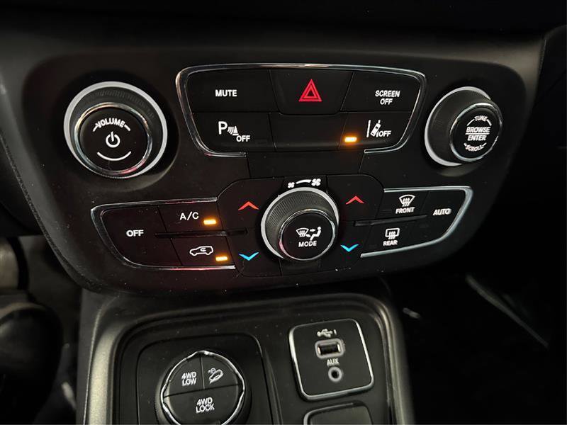 Used 2021 Jeep Compass Trailhawk AWD/4WD image 32
