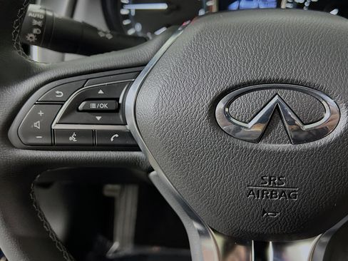 Used 2022 INFINITI Q60 3.0t Luxe w/ Essential Package image 19