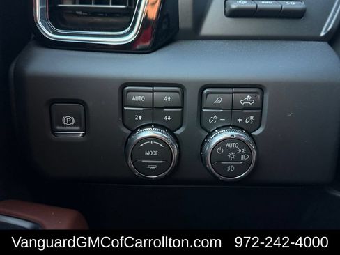 New 2026 GMC Sierra 1500 Denali Ultimate AWD/4WD image 18