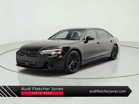 Used 2023 Audi S8 AWD/4WD image 1