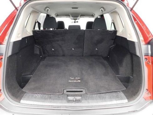 Used 2023 Nissan Rogue SV image 15