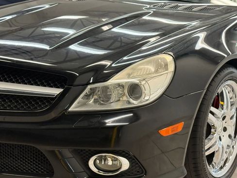 Used 2009 Mercedes-Benz SL 550 image 4