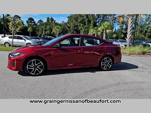 New 2025 Nissan Sentra SR image 24