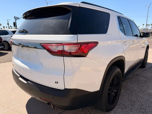 Used 2019 Chevrolet Traverse LT FWD image 5