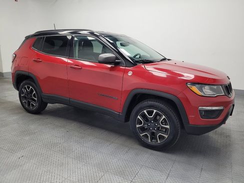 Used 2019 Jeep Compass Trailhawk AWD/4WD image 11
