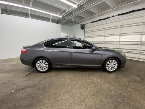 Used 2015 Honda Accord EX image 7