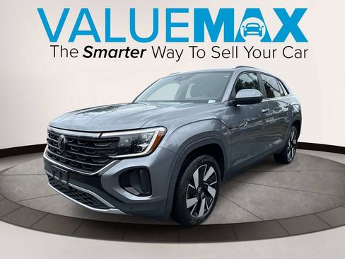 Used 2024 Volkswagen Atlas Cross Sport SE FWD image 8