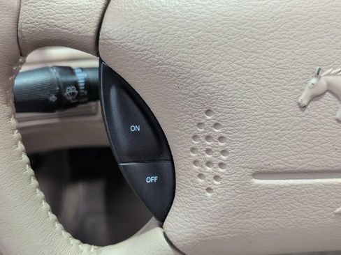Used 2004 Ford Mustang GT RWD image 10