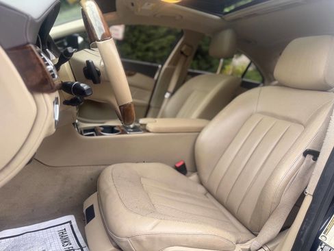 Used 2012 Mercedes-Benz CLS 550 4MATIC image 23