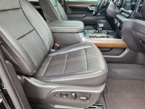 Used 2023 Chevrolet Silverado 1500 High Country w/ Technology Package image 16