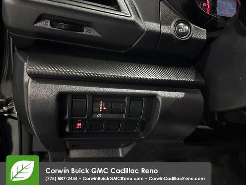 Used 2017 Subaru Impreza 2.0i AWD/4WD image 31