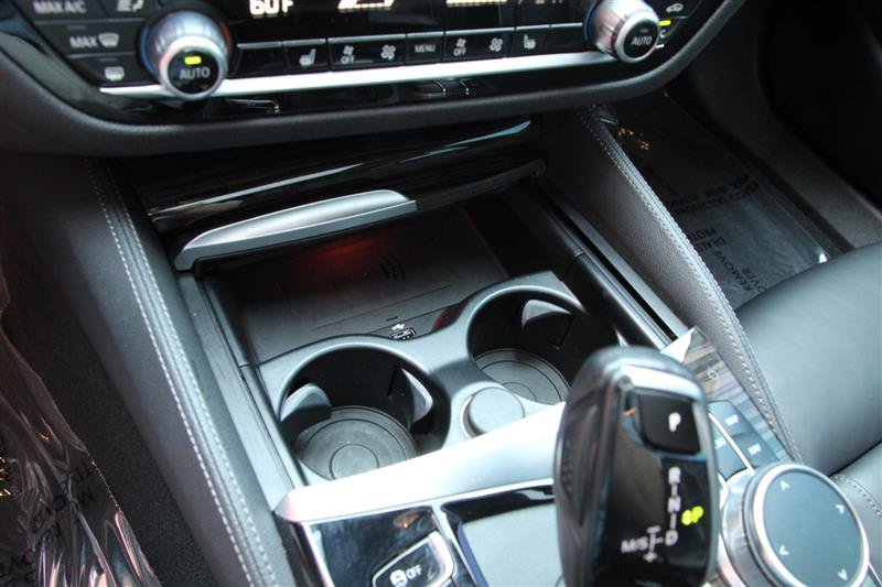 Used 2023 BMW M550i xDrive AWD/4WD image 31