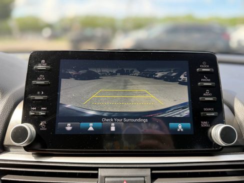 Used 2021 Honda Accord Sport image 31