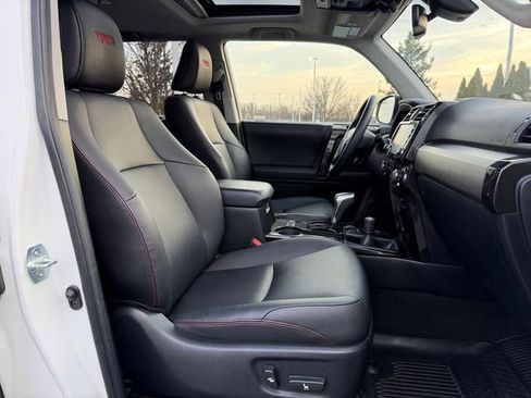 Certified 2020 Toyota 4Runner TRD Off-Road Premium w/ Moonroof Package image 18