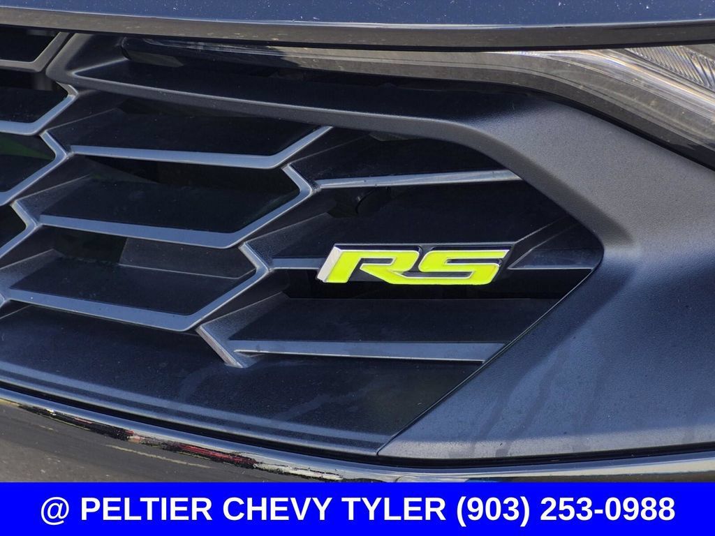 Used 2022 Chevrolet Camaro LT w/ RS Package RWD image 10