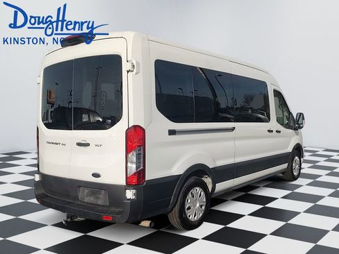 Used 2023 Ford Transit 350 XLT image 5