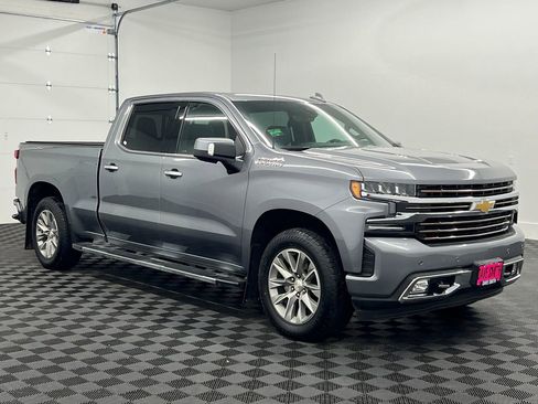 Used 2022 Chevrolet Silverado 1500 High Country w/ Technology Package image 6