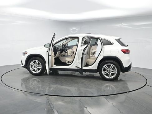 Used 2022 Mercedes-Benz GLA 250 4MATIC w/ Premium Package Lite image 55