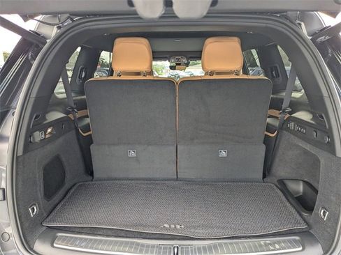 New 2025 Jeep Grand Cherokee L Summit image 13