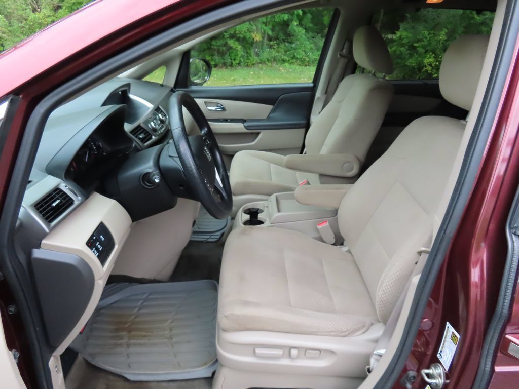 Used 2016 Honda Odyssey SE image 20
