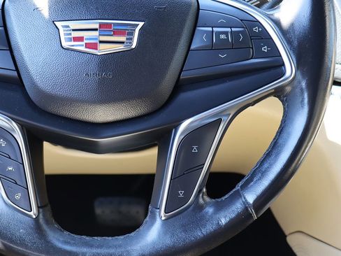 Used 2019 Cadillac XT5 Luxury FWD image 56