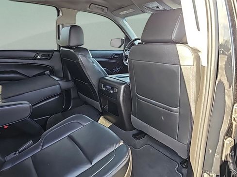 Used 2020 Chevrolet Tahoe LT image 36