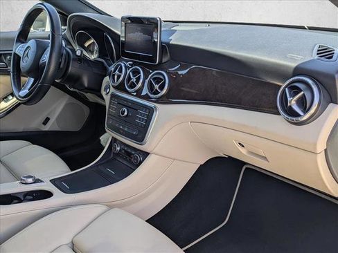 Used 2016 Mercedes-Benz CLA 250 4MATIC image 20