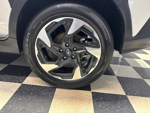 Certified 2024 Subaru Crosstrek 2.5i Limited w/ Crosstrek Mirror Package AWD/4WD image 17