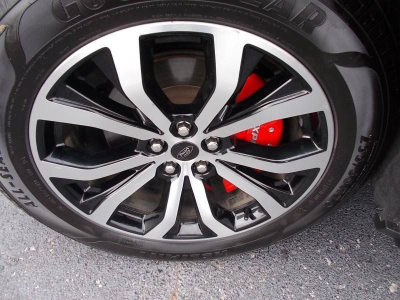 Used 2022 Ford Explorer ST-Line RWD image 17