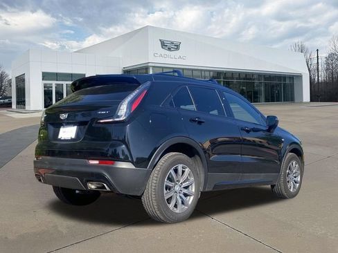 Used 2022 Cadillac XT4 Sport w/ Enhanced Visibility Package AWD/4WD image 3
