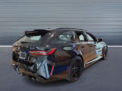 New 2027 BMW M5 Touring w/ M Driver's Package AWD/4WD image 3
