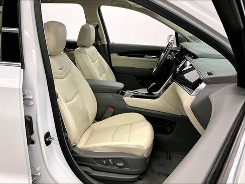 Used 2020 Cadillac XT6 Premium Luxury AWD/4WD image 8