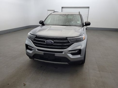 Used 2022 Ford Explorer XLT w/ Equipment Group 202A AWD/4WD image 15