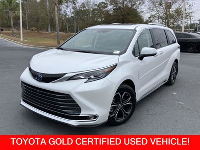 Certified 2024 Toyota Sienna Platinum