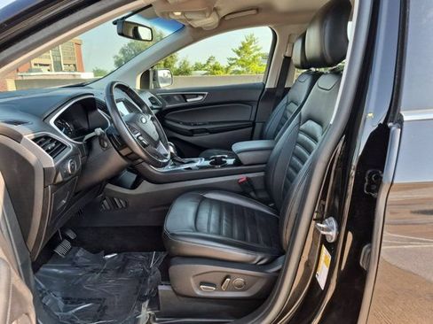 Used 2017 Ford Edge SEL w/ Equipment Group 201A FWD image 9