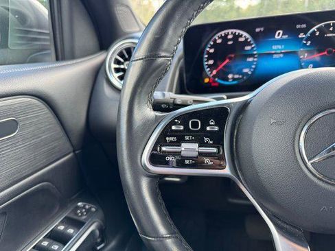 Certified 2023 Mercedes-Benz GLB 250 w/ Premium Package image 11