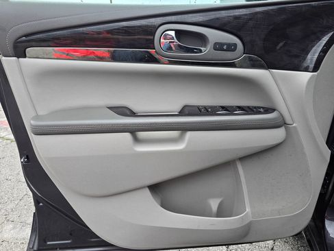 Used 2015 Buick Enclave Leather AWD/4WD image 8