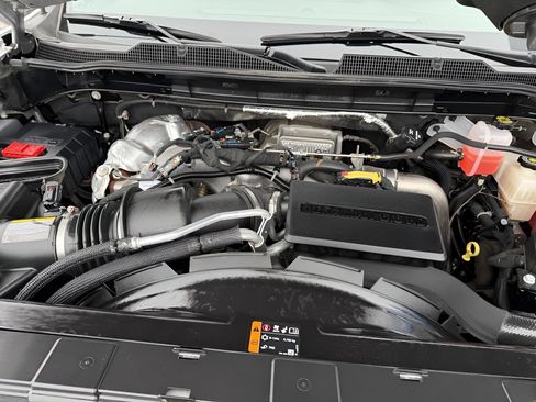 Certified 2023 Chevrolet Silverado 2500 LTZ w/ LTZ Convenience Package image 32