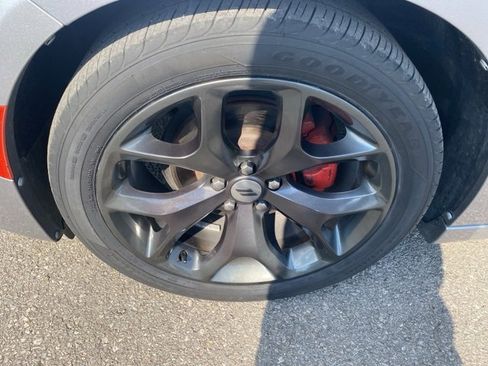 Used 2017 Dodge Charger SE w/ Popular Equipment Group image 10