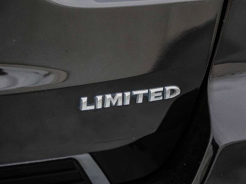 Used 2015 Jeep Grand Cherokee Limited image 23