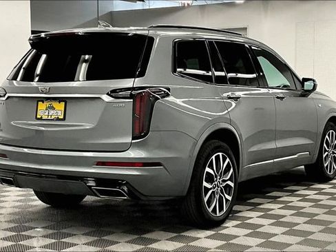 Used 2024 Cadillac XT6 Sport w/ Technology Package AWD/4WD image 13