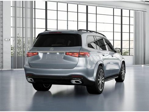 New 2025 Mercedes-Benz GLS 580 4MATIC image 23