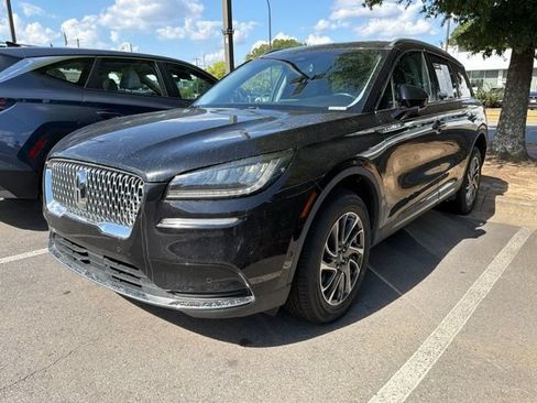 Used 2021 Lincoln Corsair AWD image 3