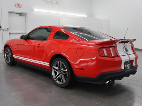 Used 2011 Ford Mustang Shelby GT500 RWD image 6