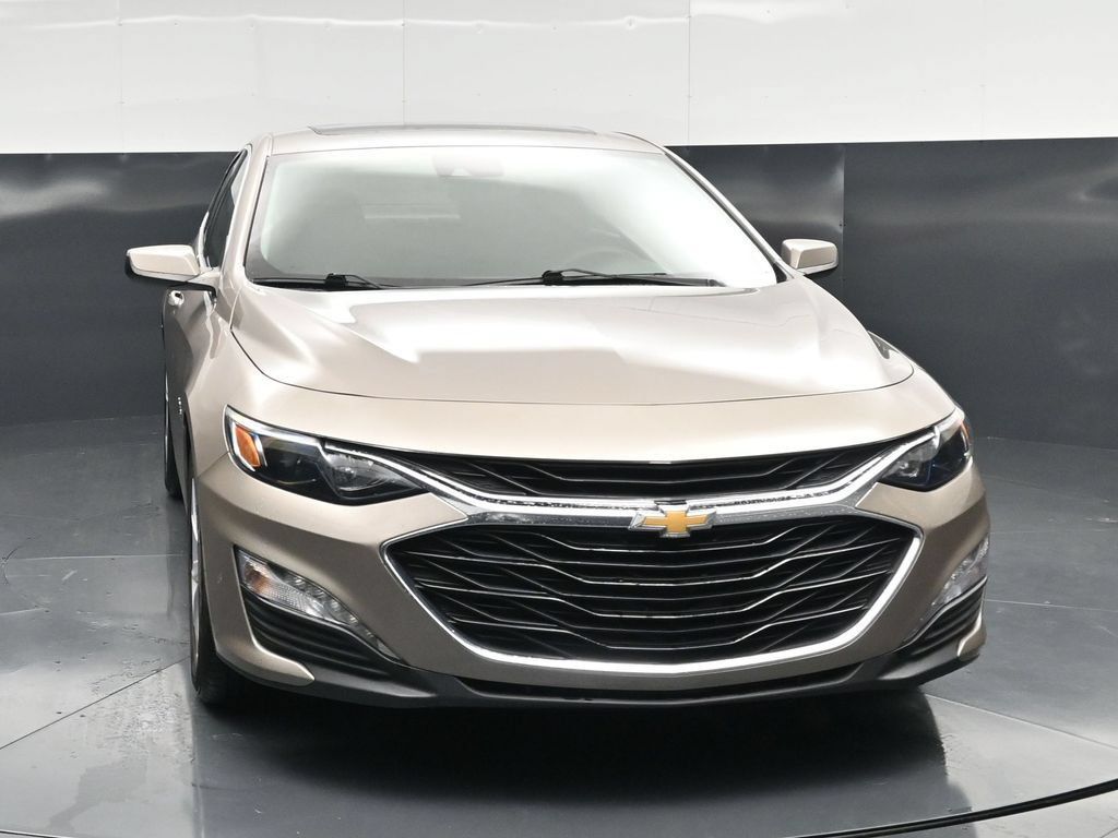 Used 2024 Chevrolet Malibu LT FWD image 5