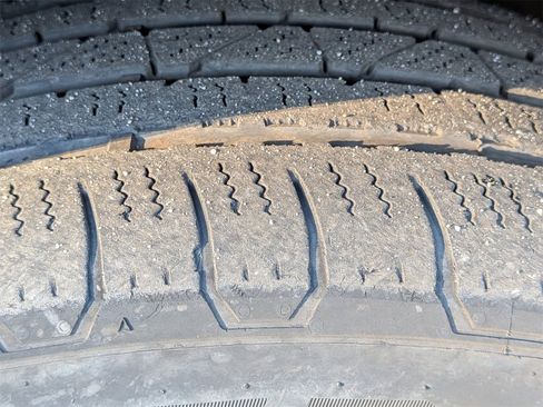 Used 2024 Mercedes-Benz EQE 350+ SUV w/ AMG Line Exterior Package image 11