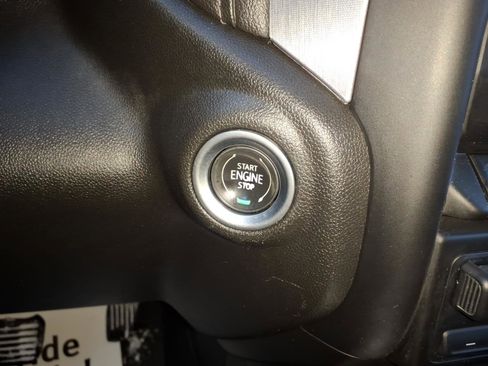 Used 2022 GMC Sierra 1500 Elevation image 25